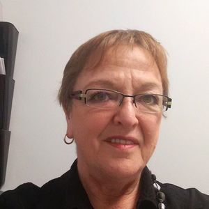 Meet your Posher, Cheryl